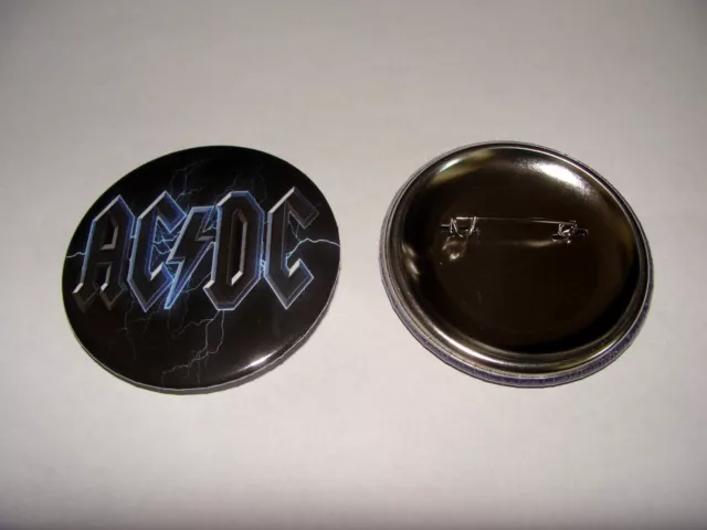 BADGE 56mm  AC DC   logo