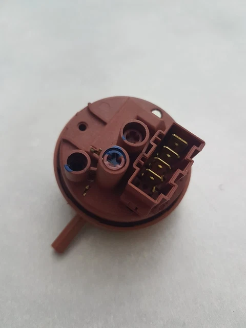 Machine laver lave-linge Vedette VLF7134B pressostat 505gn101 10272310 metaflex