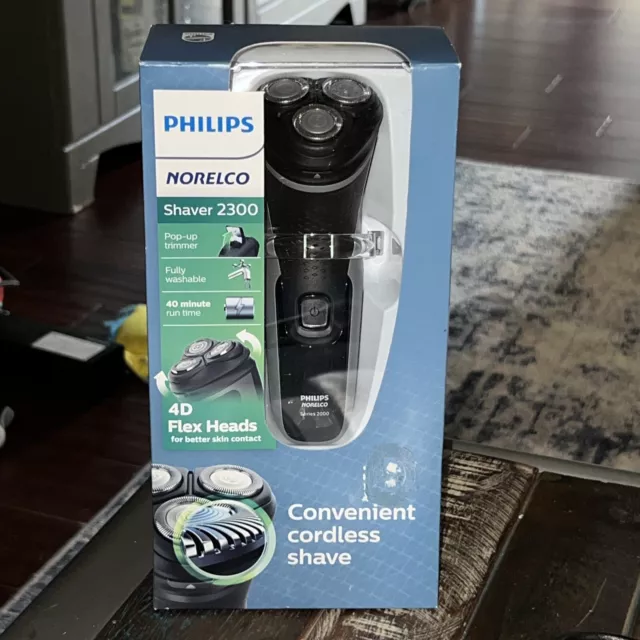 Philips Norelco Shaver 2300  Black S1211/81 New Free Ship