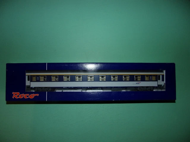 Voiture Couchettes 1ère Classe Corail+ Roco 45385 - HO - NEUF Et RARE
