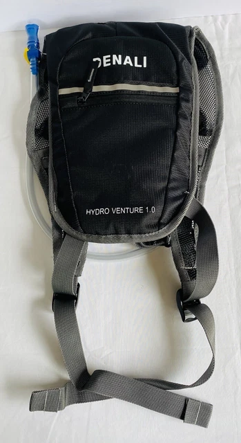 DENALI Hydro Venture 1L Black Hydration Pack Water Drink Hiking Backpack NEW