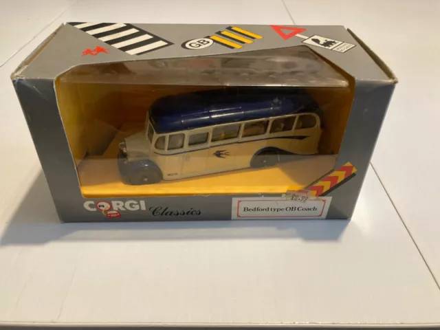 CORGI CLASSICS C949/3 - BEDFORD TYPE OB COACH NORTHERN DUNDEE SWIFT - Boxed