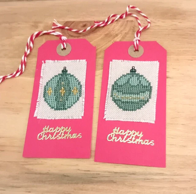 VERKAUF - Handgefertigte Kreuzstiche Weihnachtsgeschenk-Etiketten X 2