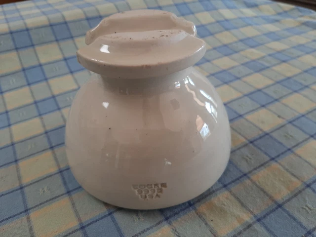 LOCKE USA white porcelain insulator 9995 -EX CONDITION