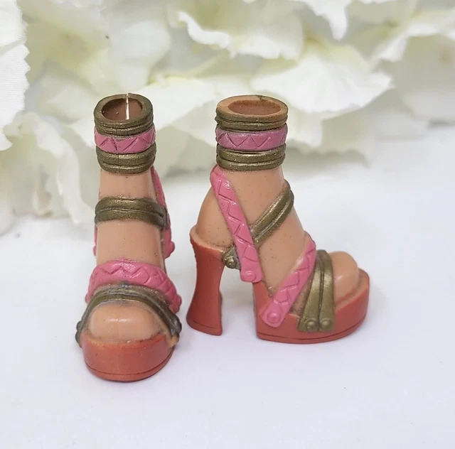 MATTEL BARBIE MY Scene Rockin' Awards Chelsea Doll Pink Shoes Feet