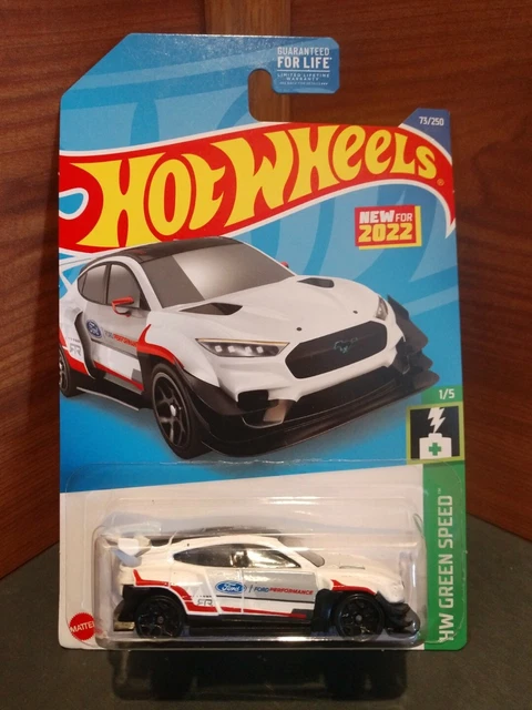 Jouet Hot Wheels Transformers Ford Mustang GT - 1:64 - Mattel - Voiture Qui Se Transforme - Neuf