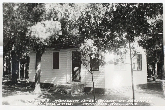 Vintage Postcard Northern Sands Resort. Grindstone Lake. Hayward,Wisconsin.