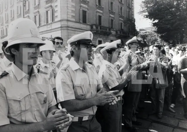 Foto vintage de archivio Italia, Manifestación Contra Autobombe, 1993 ,