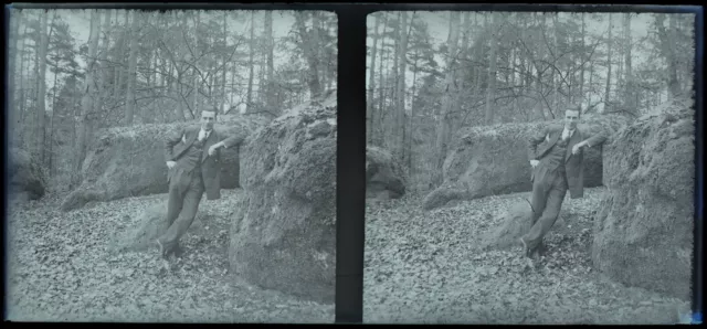 FRANCE Homme Forêt de Fontainebleau c1930 Photo NEGATIVE Plaque verre Vintage V