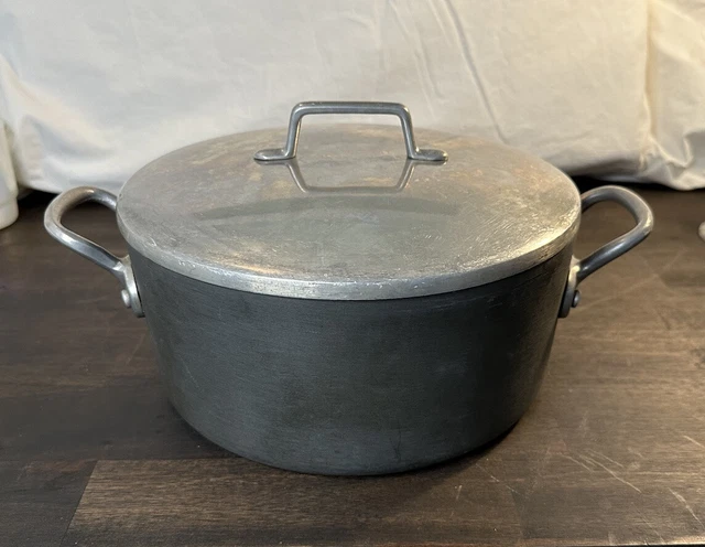 Vintage MAGNALITE GHC Professional Anodized Aluminum 5 QUART POT w/ Lid