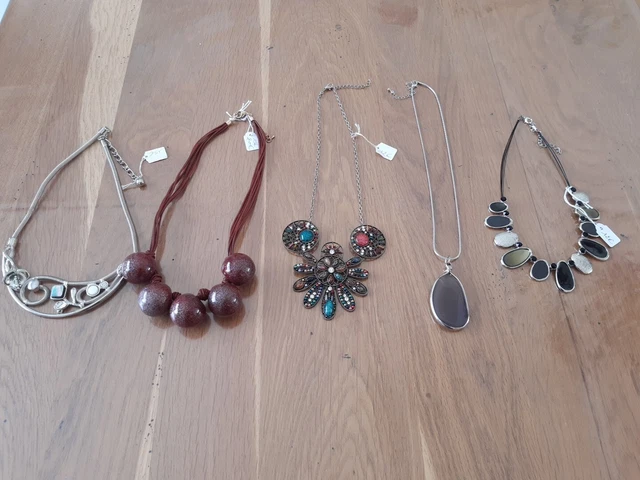 Lot De 5 Colliers Ras Du Cou Neufs Avec Défauts - Style Bohème Multicolore - Pour Revendeurs