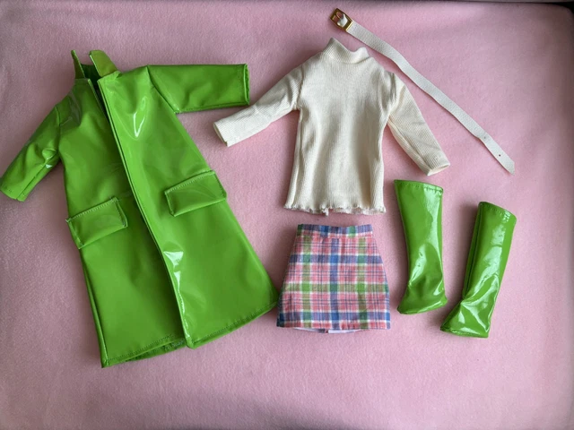 COPIE DE LA TENUE MAXI MANTEAU POUR POUPÉE CATHIE DE BELLA - Année