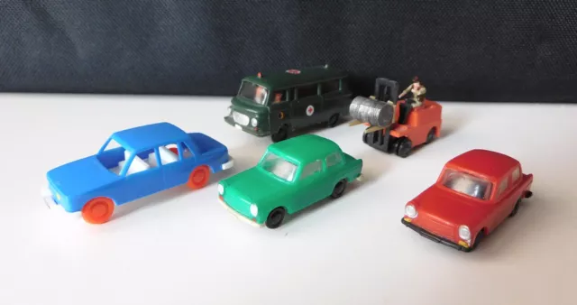 Modellautos 1:87, Barkas, Trabant, Gabelstapler, DDR, Zubehör, Konvolut