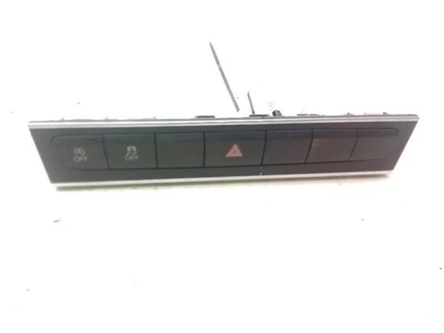 Interrupteur / bouton warning / feu détresse - Audi A3 II - 8P0941509D