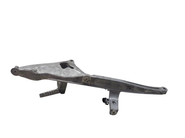 Jeu de repose-pieds OEM pour Aprilia-RX 50 06- D50B0 Jeu de repose-pieds OEM pour Aprilia-RX 50 06- D50B0