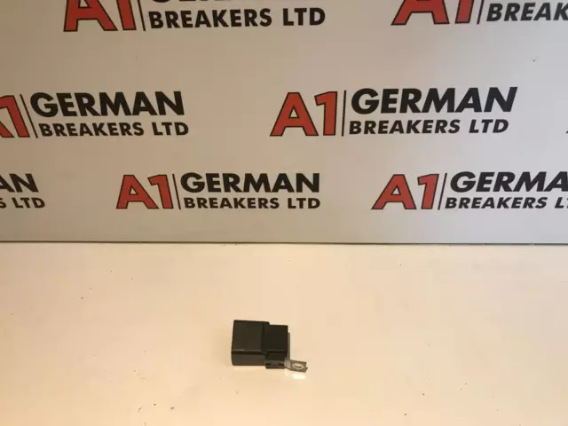 Genuine 16-19 Vw Golf Mk7.5 Audi Seat Skoda 1.5 Tsi Daca Relay 3B0951253