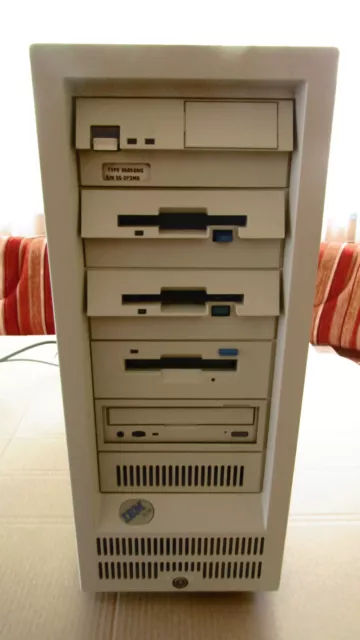 IBM PS2 85 Type 9585 0NG mit XGA-2 Grafikkarte