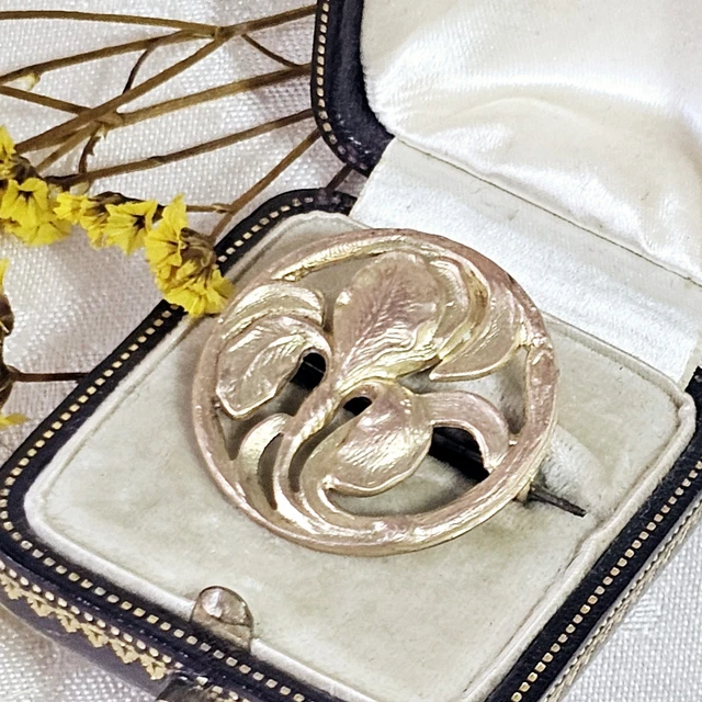 Broche Art Nouveau En Laiton Doré Avec Pierre Verte - Dimensions 30x15 Mm, Occasion