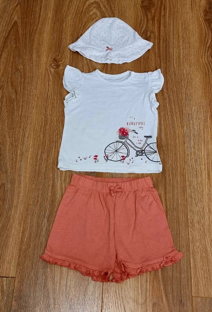 #33 Enorme pacchetto di abiti estivi per bambine età 9-12 mesi pantaloncini con pappe top 11