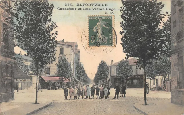 Cpa 94 Alfortville Crossroads And Street Victor Hugo