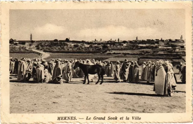 CPA AK MAROC MEKNES - Le grand souk et la ville (114745)
