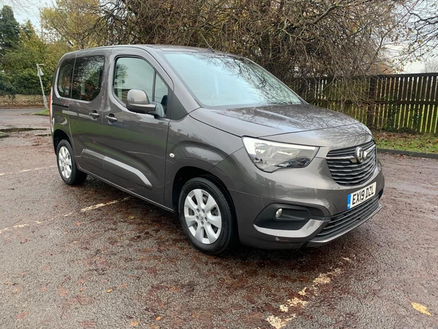 2019 Vauxhall Combo Life 1.5 Turbo D BlueInjection Energy Euro 6 (s/s) 5dr (7 Se