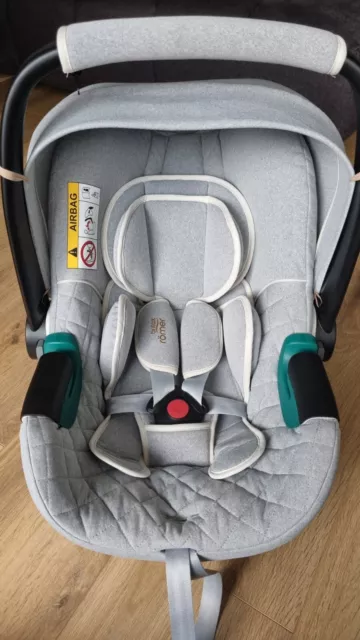Wie NEU Britax Römer Babyschale Baby-Safe 3 i-Size Grey