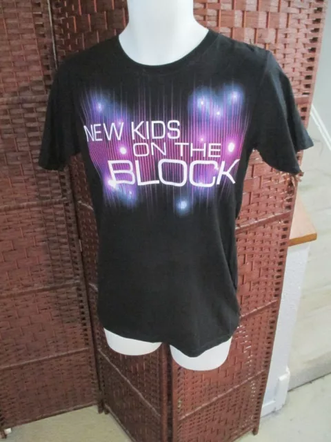 2011 New Kids On The Block Concert Tour T Shirt Adult Small NKOTB