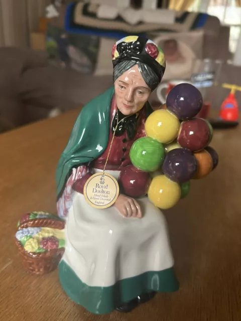 Royal Doulton Lady Figurine The Old Balloon Seller HN1315