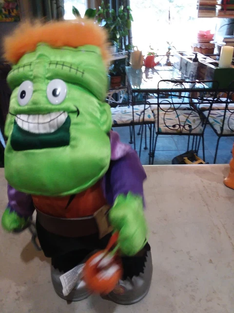 VINTAGE HALLOWEEN GEMMY Groovin Ghouls Animated Frankenstein Monster 
