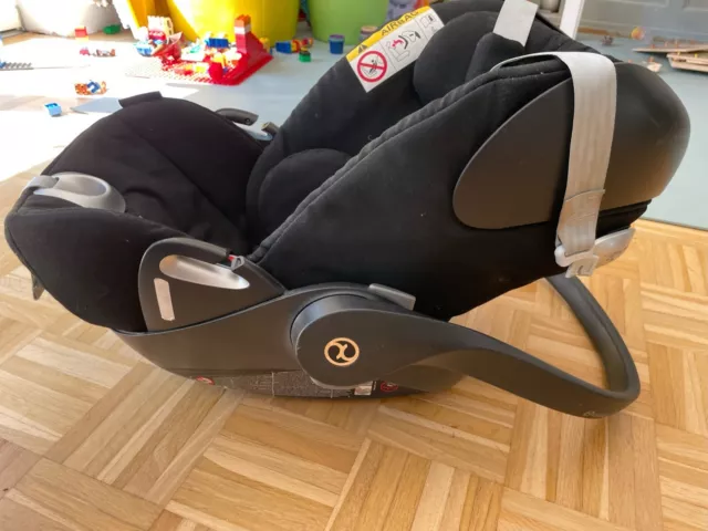 CYBEX Platinum Cloud Babysitz in schwarz (2018) gebraucht mit Kinderwagenadapter