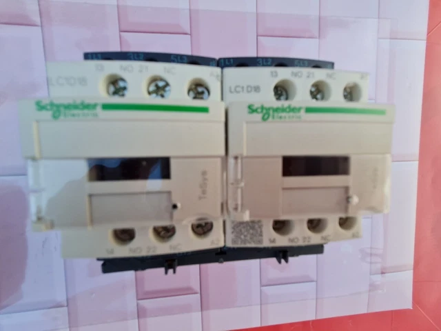 1  LC2D09P7 CONTACTEUR INVERSEUR 230V  5,5kW SCHNEIDER  LC2D09