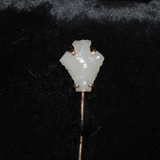 ANTIQUE 14K CHIPPED White Quartz Arrowhead Stick / Hat / Lapel Pin $135