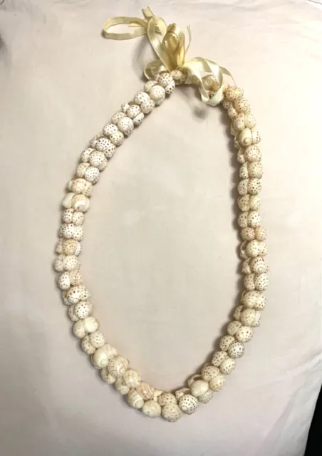rare Hawaiian large shell lei necklace, wedding graduation