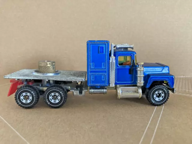 Siku Die Cast Mack Peterbilt Truck. 1:55 (Ref 74)