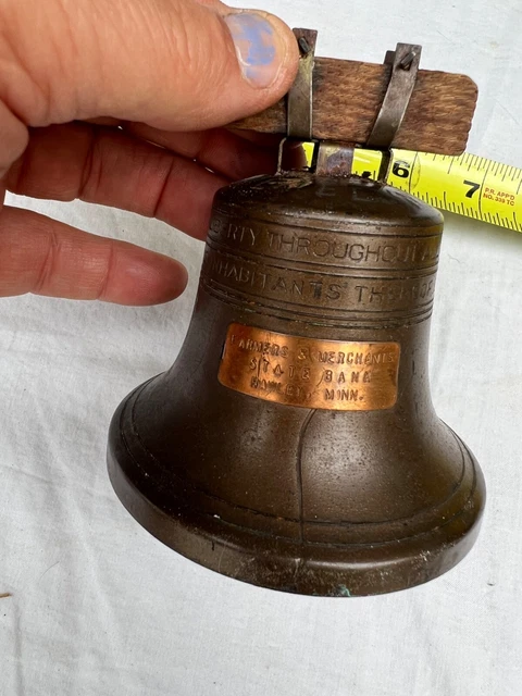 Vintage Bronze tone  LIBERTY BELL Coin Farmers & merchants state bank 1919 bc15