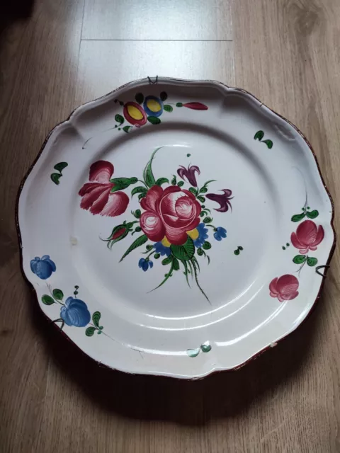 ASSIETTE FAÏENCE de L'EST ANCIENNE - BELLE ET GRANDE DIAM. 30 CM - Décor floral