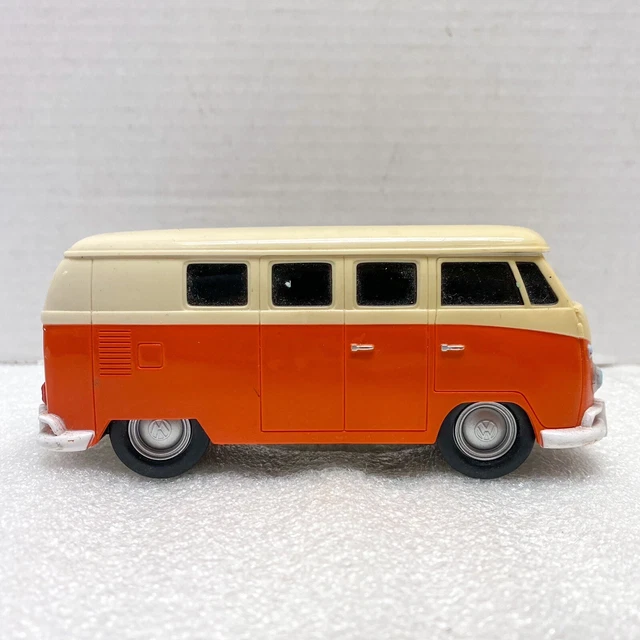 WALT DISNEY Toys HERBIE Fully Loaded PULLBACK CAR VW Volkswagen