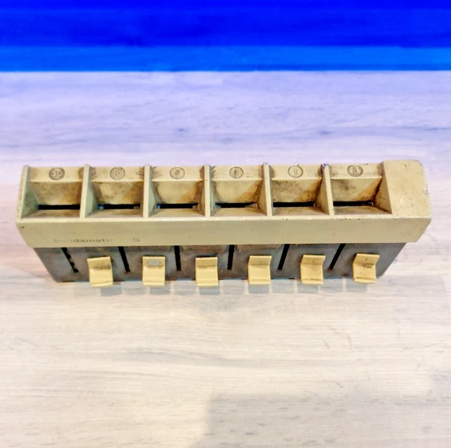 VINTAGE RARE PENDAMATIC CG Bus Coach Change Giver Machine Coin ...
