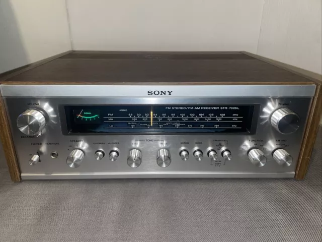 Ampli Tuner Sony STR 7025 L