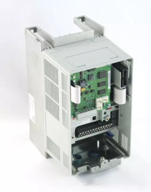 Allen Bradley 20AD3P4A0AYNNNG0/20A D 3P4 A0AYNNNG0 Powerflex 70 AC Lecteur 2HP