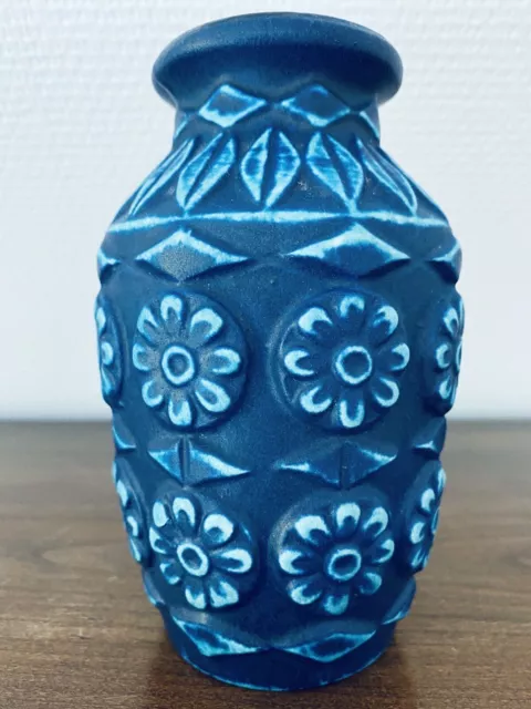 BAY KERAMIK Vase 96-14 Design Bodo Mans Blätter Blüten blau/türkis 60s 70s WGP