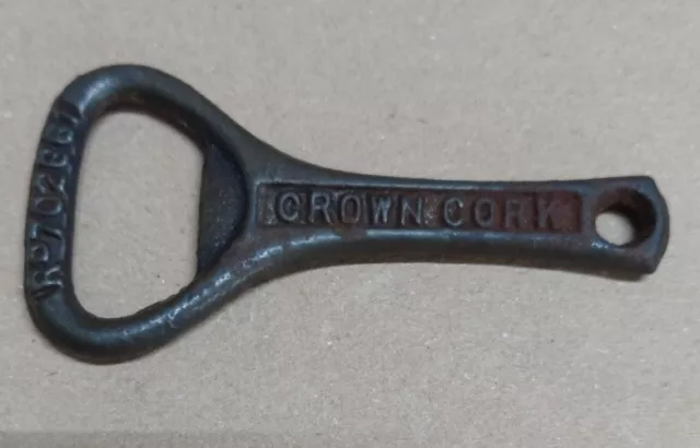 CROWN CORK OPENER. IRON BOTTLE OPENER Rd702661 Type E-NO  SPIKE