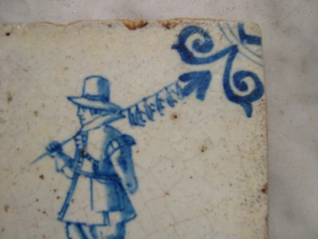 rare  17th century delft handpainted dutch delftware tile ,rat catcher 2