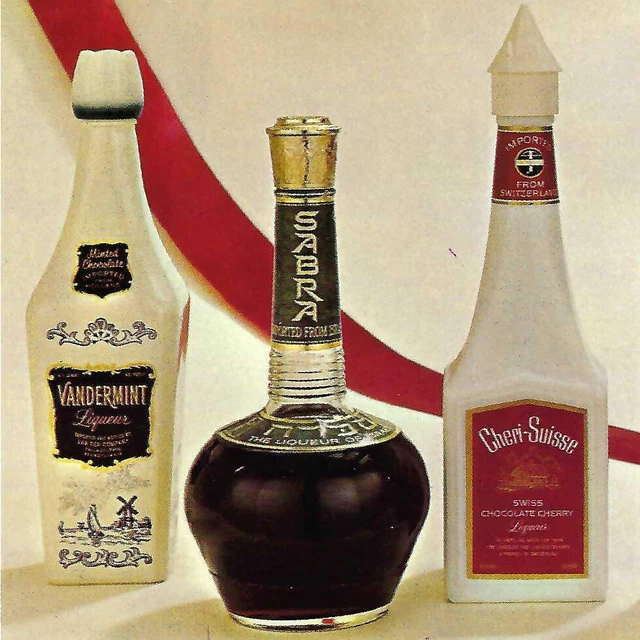 Vintage 1960s Vandermint Liqueur Sabra Cheri-Suisse Bolshoi Vodka Pasha Postcard