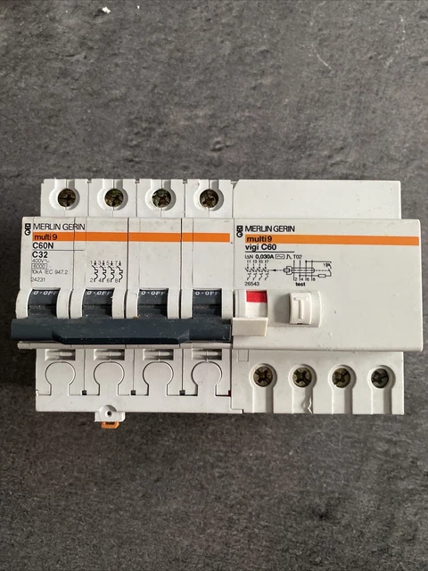 Disjoncteur Différentiel Merlin Gerin DT40 - 32A 30mA Type AC, Occasion En état De Marche
