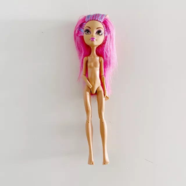 Monster High Clawdeen Wolf Pink Hair Doll Figure 2011