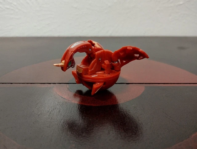 Bakugan Pyrus Spin Dragonoid 660G Red New Vestroia DOESN'T SPIN Bakugan Pyrus Spin Dragonoid 660G Red New Vestroia DOESN'T SPIN