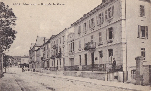 Carte postale ancienne postcard MORTEAU Doubs rue de la gare écrite