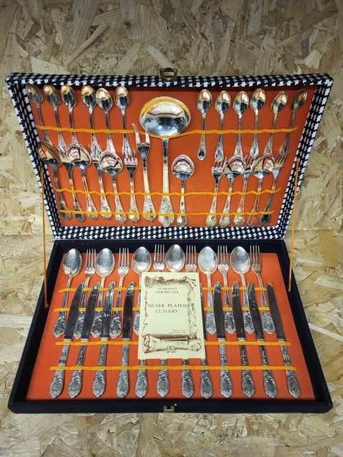 VINTAGE CUTLERY SET Silver Electroplated 51 Pieces Made In Italy